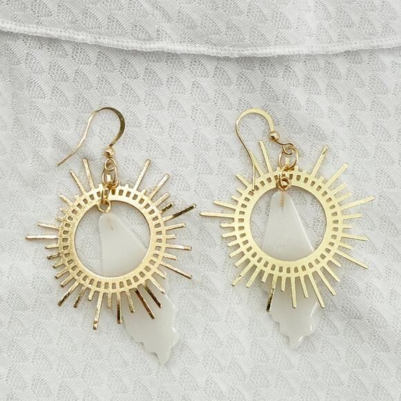 Vintage Inspired Iridescent Ghost Earrings, Halloween Earrings, Paranormal - Picture 2 of 4